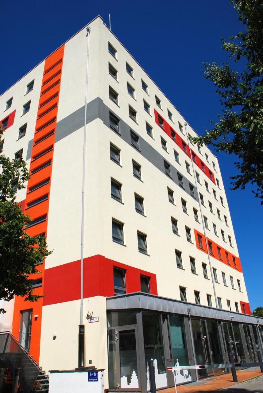 Ausbildungshotel St. Theresia มิวนิก ภายนอก รูปภาพ