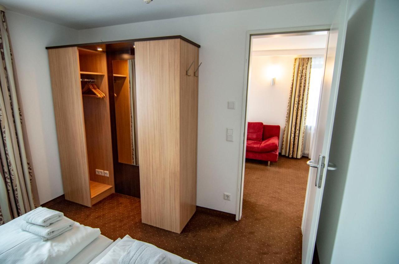 Ausbildungshotel St. Theresia มิวนิก ภายนอก รูปภาพ