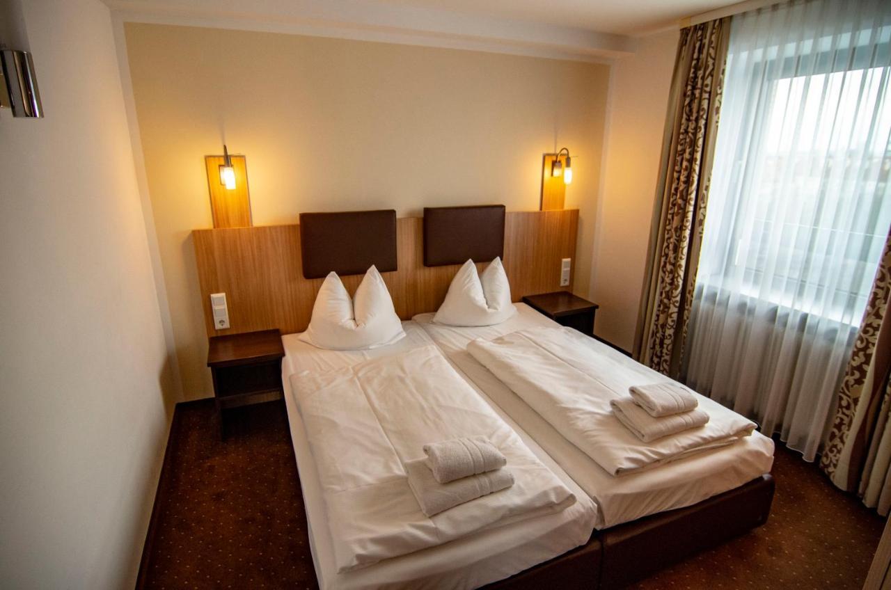 Ausbildungshotel St. Theresia มิวนิก ภายนอก รูปภาพ